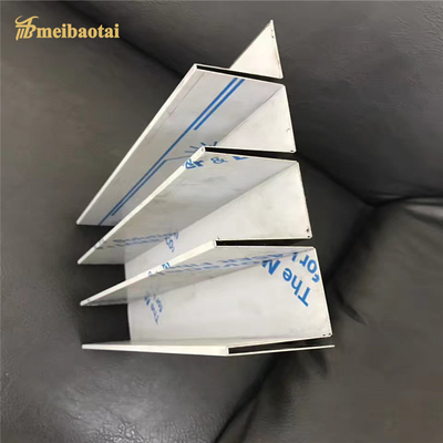 0.65mm Thickness 304 Stainless Steel Tile Trim Customized Size