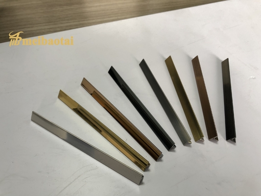 T Slot ตกแต่งกระเบื้องสแตนเลสตัดกระจกสีและเส้นขน