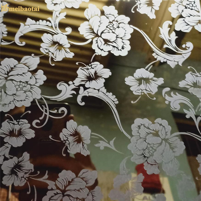 ลวดลายดอกไม้แผ่นสแตนเลสสลัก 1.2 มม. พร้อมเลเซอร์ PVC Film